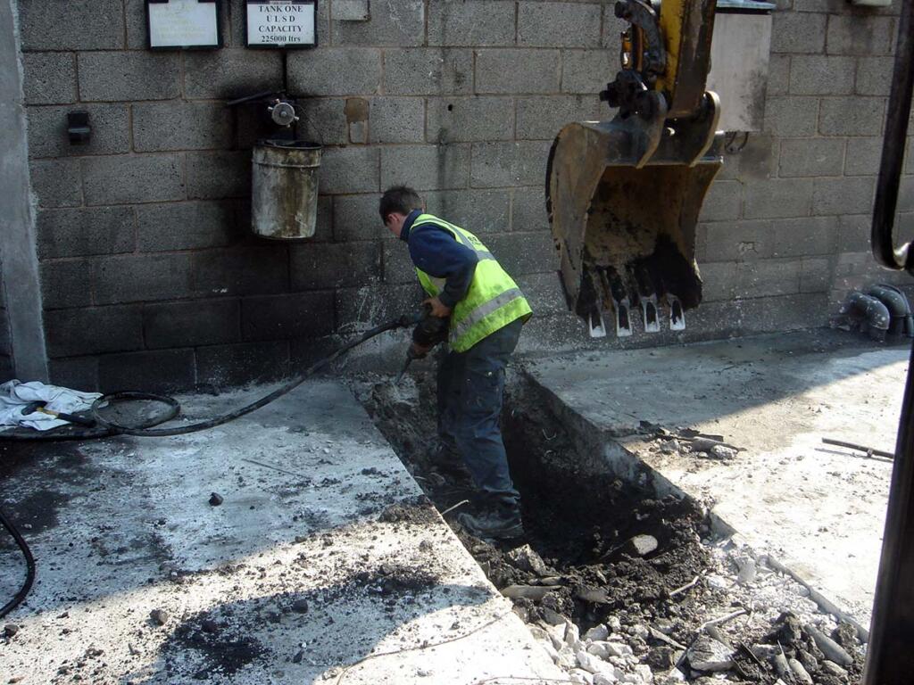 Installing Commercial Industrial Ductings & Drains UK Restoration