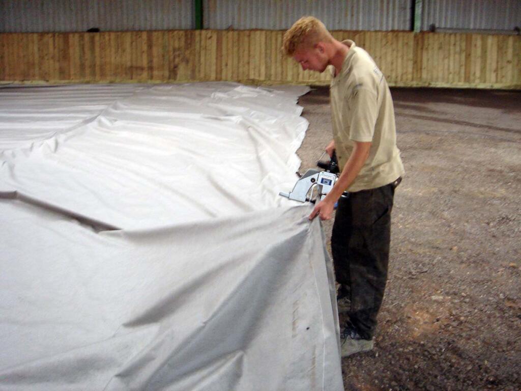 equestrian centre rubber surface installation 4
